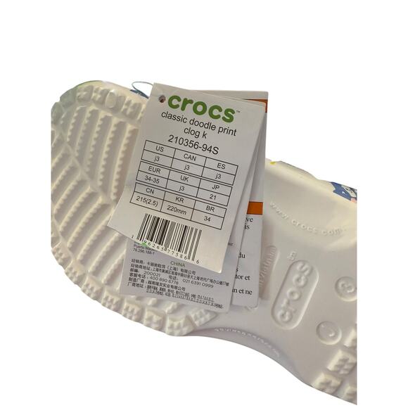Crocs ﻿Kid's Junior White Multi Classic Doodle Print Clog Shoes Size 3 - Picture 14 of 14